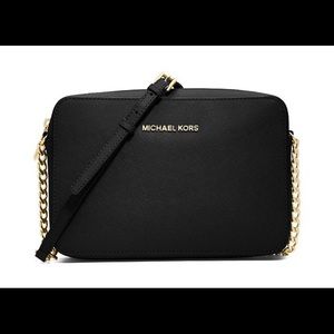 Black Michael Khors crossbody